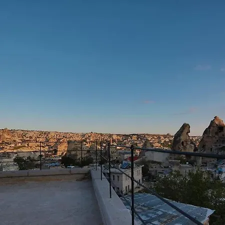 The Owl Cave 3* Γκόρεμε