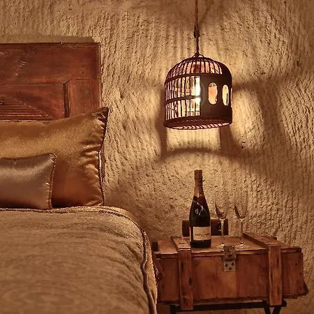 Hotel The Owl Cave 3*