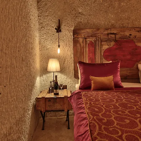 The Owl Cave 3* Γκόρεμε