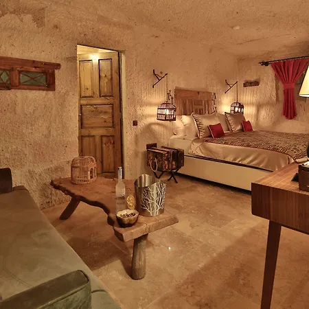 The Owl Cave Hotel 3*