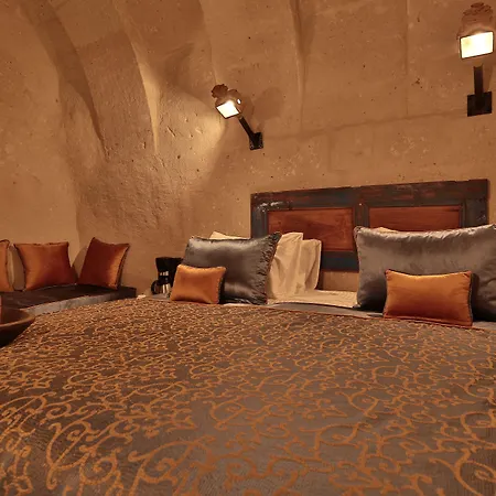 The Owl Cave Hotel 3*