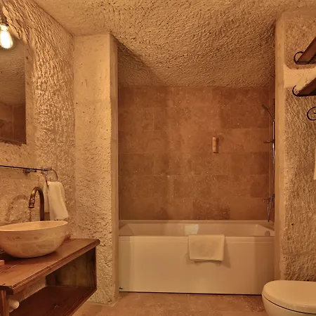 The Owl Cave 3*