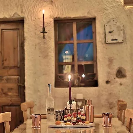 The Owl Cave Hotel 3*