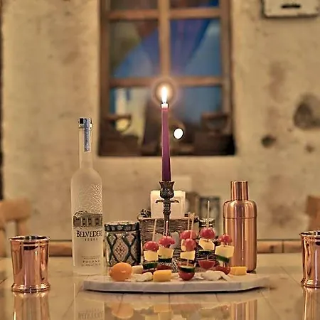 The Owl Cave Hotel 3*