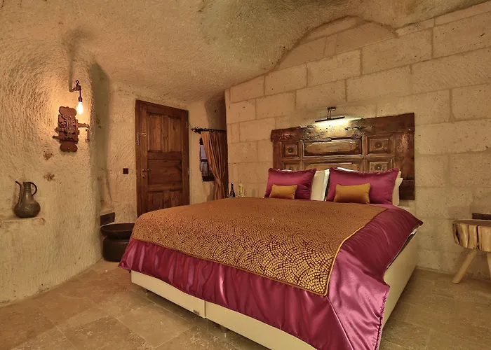 The Owl Cave 3* Göreme